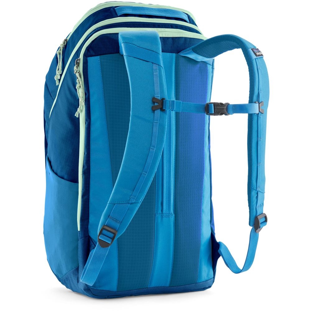 Patagonia Black Hole Pack 32L Vessel Blue 49302-VSLB dagrugzakken online bestellen bij Kathmandu Outdoor & Travel