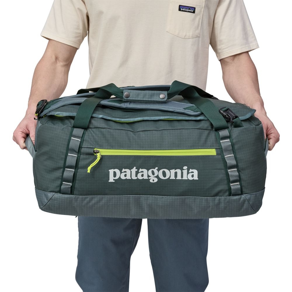 Patagonia Black Hole Duffel 55L Nouveau Green 49343-NUVG duffels online bestellen bij Kathmandu Outdoor & Travel
