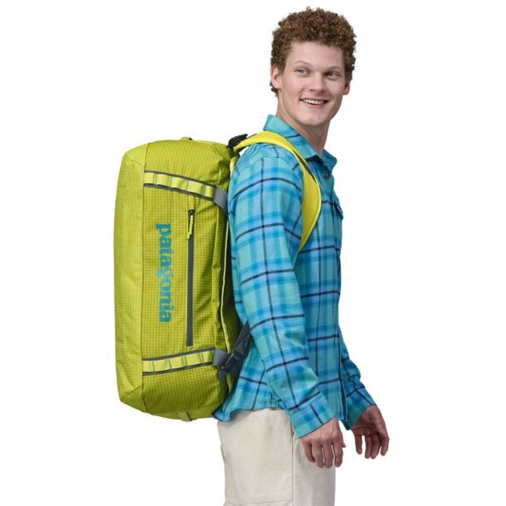 Patagonia Black Hole Duffel 55L Phosphorus Green 49343-PHGN duffels online bestellen bij Kathmandu Outdoor & Travel