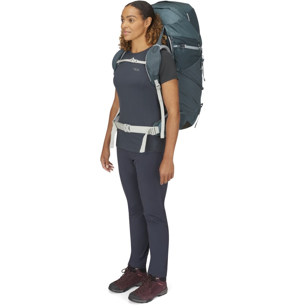 Lowe Alpine Yacuri 48 Anthracite/Graphene FMQ-56-AGR dagrugzakken online bestellen bij Kathmandu Outdoor & Travel