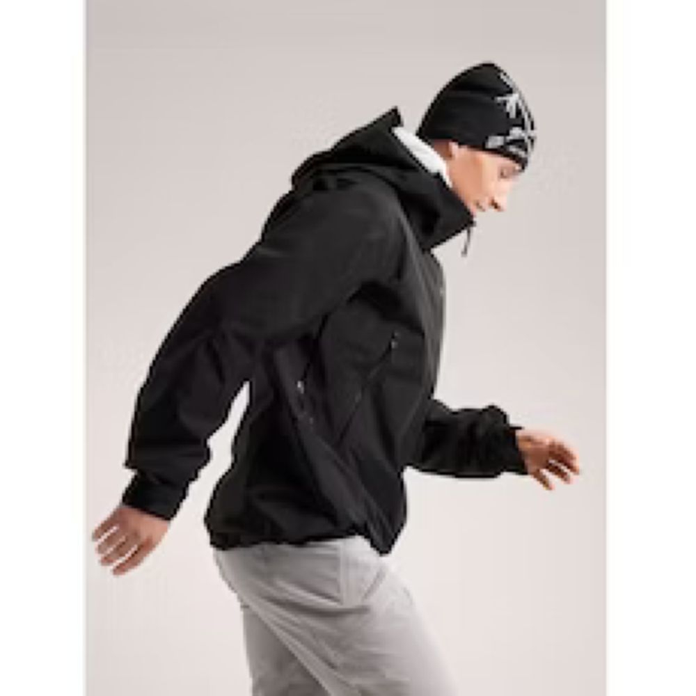 Arc'teryx Beta AR Jacket Black 7082-Black jassen online bestellen bij Kathmandu Outdoor & Travel