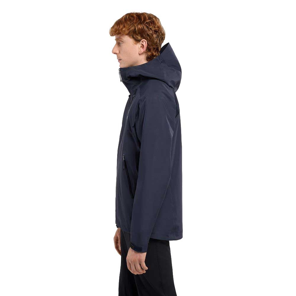 Arc'teryx Beta LT Jacket  Black Sapphire 7301-Black Sapphire jassen online bestellen bij Kathmandu Outdoor & Travel