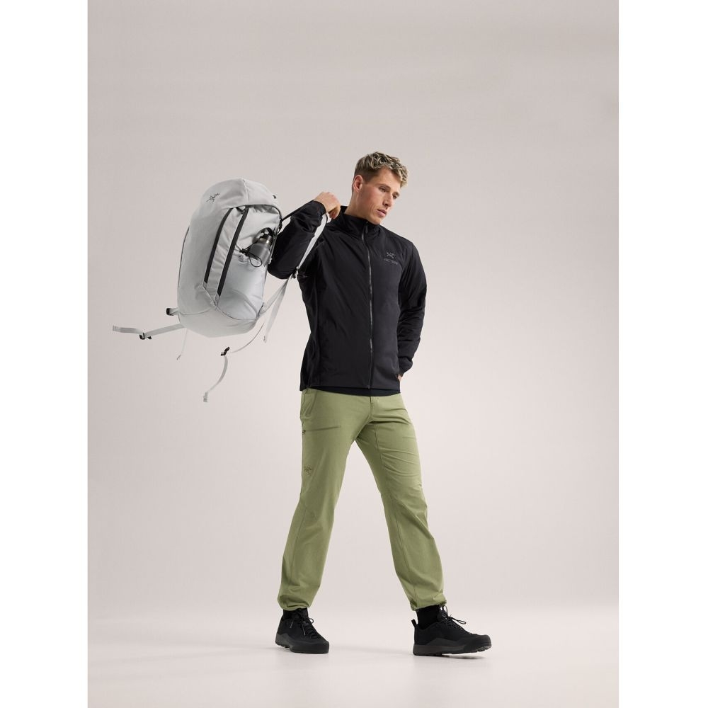 Arc'teryx Atom Jacket Black 7349-Black jassen online bestellen bij Kathmandu Outdoor & Travel