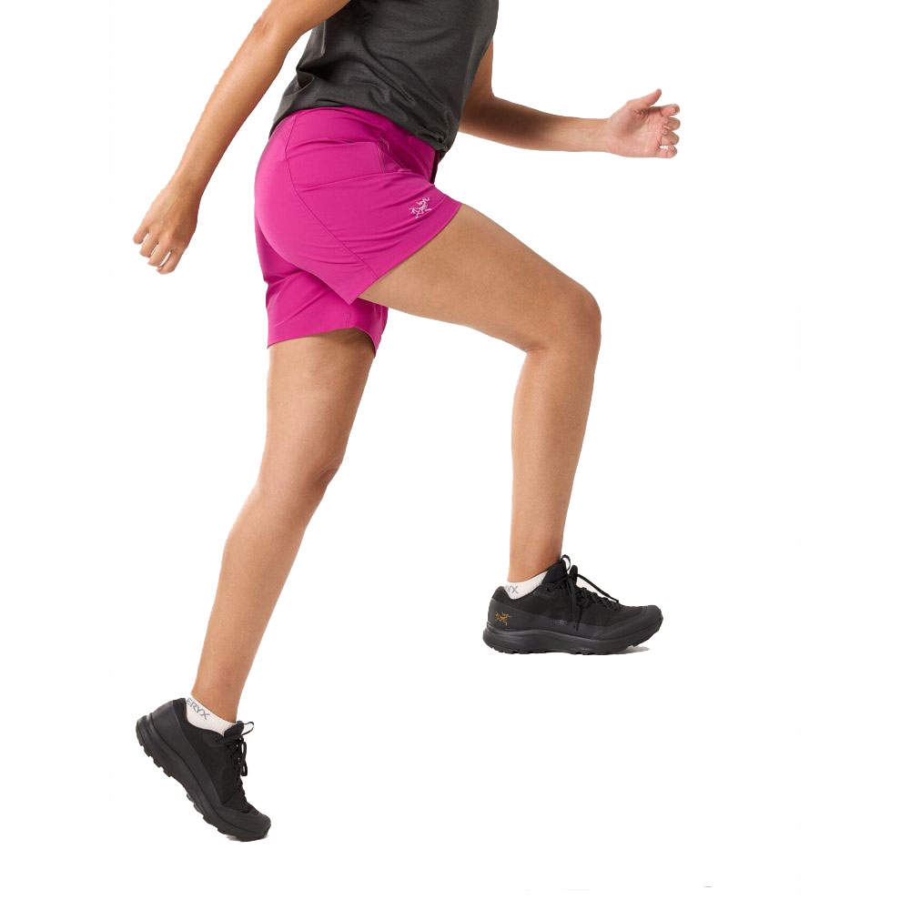 Arc'teryx Gamma Short 6' Women's Amaranthus 7684-Amaranthus broeken online bestellen bij Kathmandu Outdoor & Travel
