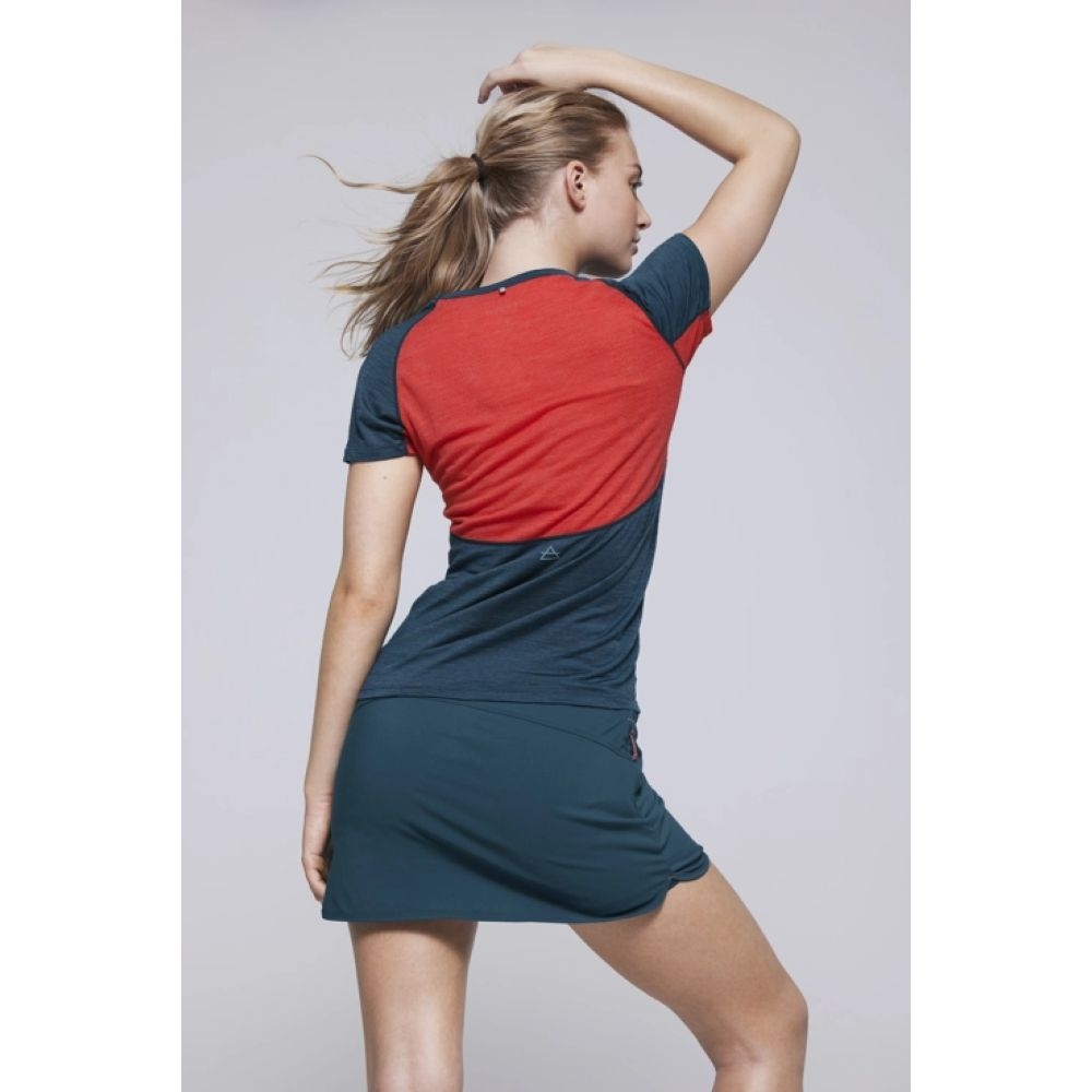 Devold Running Merino Skirt Women's Flood GO 407 120 A-422A jurken en rokken online bestellen bij Kathmandu Outdoor & Travel