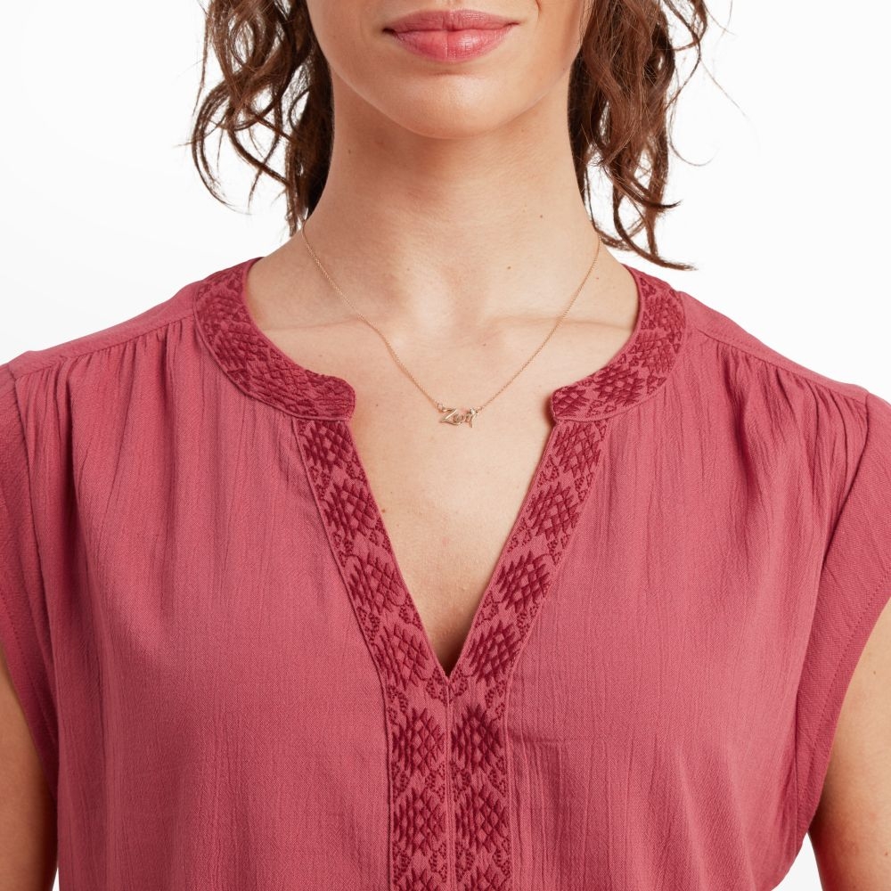 Sherpa Adventure Gear Hara Cap Sleeve Top Women's Light Mineral Red SW20019-449 shirts en tops online bestellen bij Kathmandu Outdoor & Travel