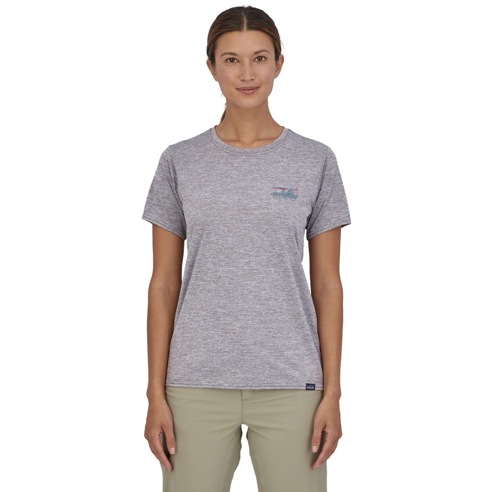 Patagonia Cap Cool Daily Graphic Shirt Women's '73 Skyline: Feather Grey 45250-SKFE shirts en tops online bestellen bij Kathmandu Outdoor & Travel