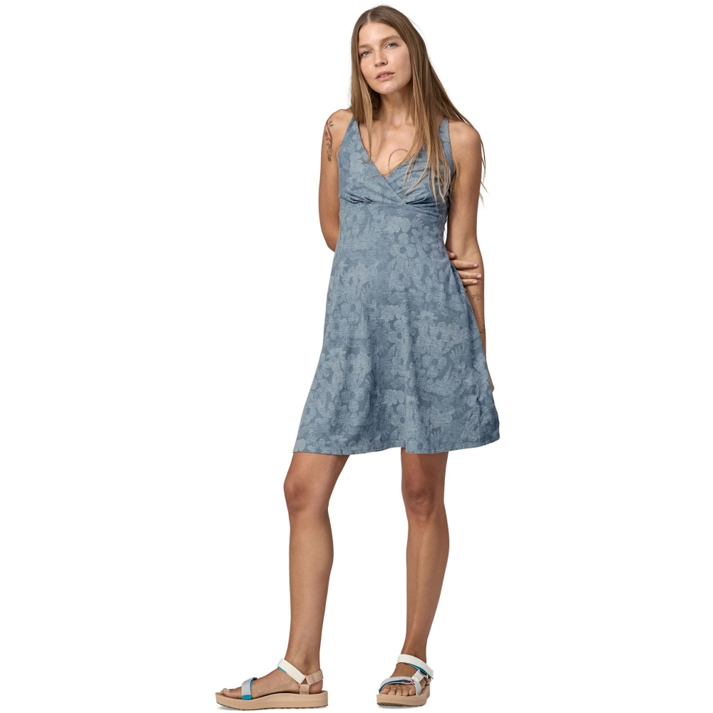 Patagonia Amber Dawn Dress Women's Channeling Spring: Light Plume 59085-CSLP jurken en rokken online bestellen bij Kathmandu Outdoor & Travel