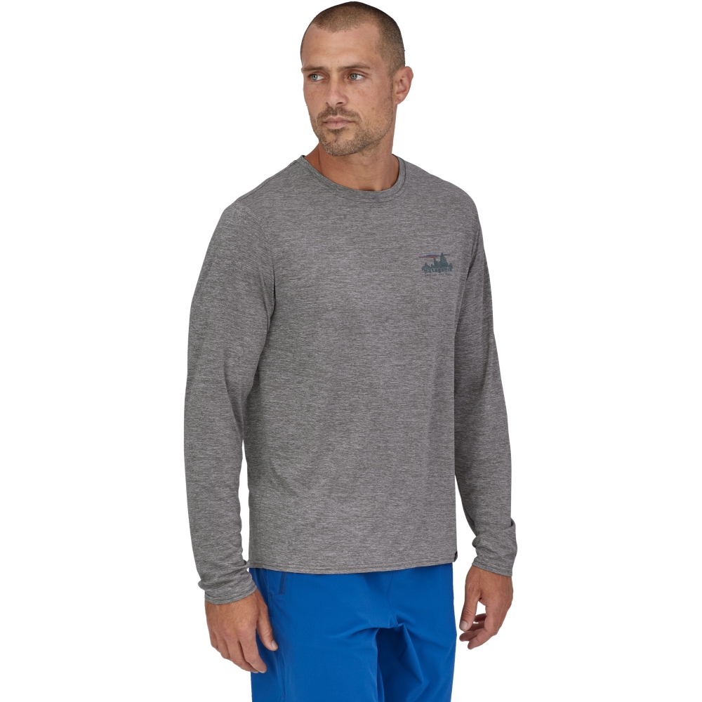 Patagonia L/S Cap Cool Daily Graphic Shirt '73 Skyline: Feather Grey 45190-SKFE shirts en tops online bestellen bij Kathmandu Outdoor & Travel
