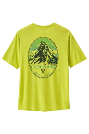 Patagonia Cap Cool Daily Graphic Shirt - Lands Chouinard Crest: Phosphorus Gr 45385-CHPX shirts en tops online bestellen bij Kathmandu Outdoor & Travel