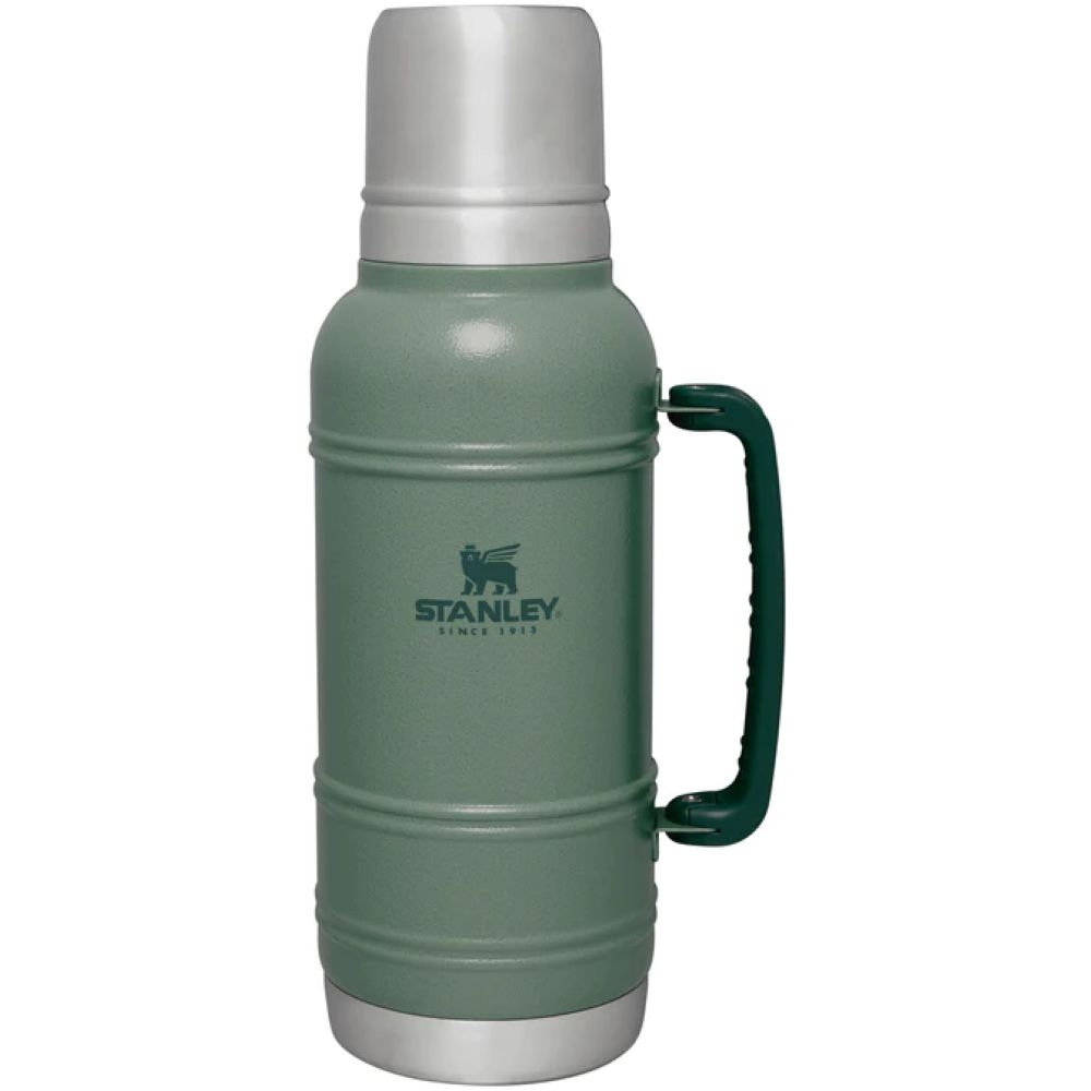 Stanley The Artisan Thermal Bottle 1.4L Hammertone Green 10-11429-004 drinkflessen en thermosflessen online bestellen bij Kathmandu Outdoor & Travel