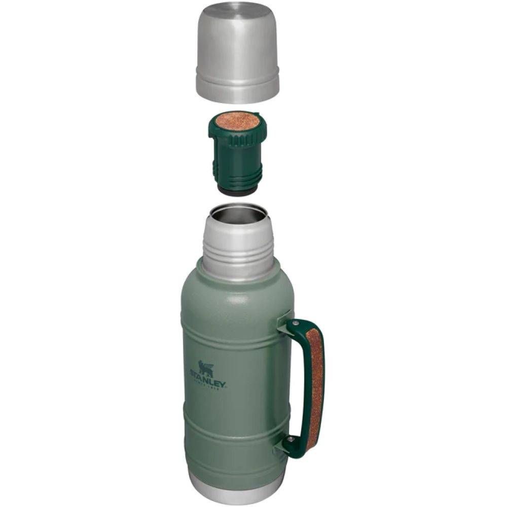 Stanley The Artisan Thermal Bottle 1.4L Hammertone Green 10-11429-004 drinkflessen en thermosflessen online bestellen bij Kathmandu Outdoor & Travel