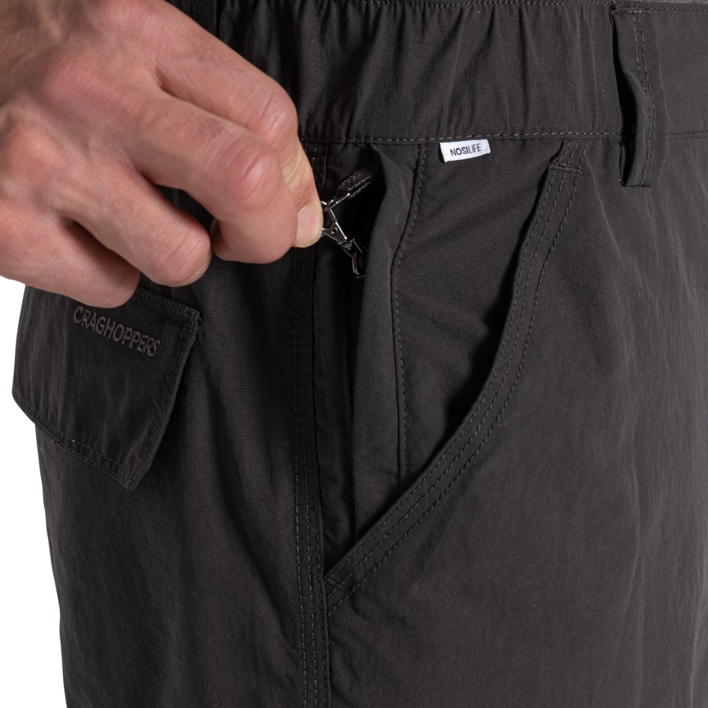 Craghoppers NosiLife Cargo II Short Black Pepper CMJ651-7J8 broeken online bestellen bij Kathmandu Outdoor & Travel