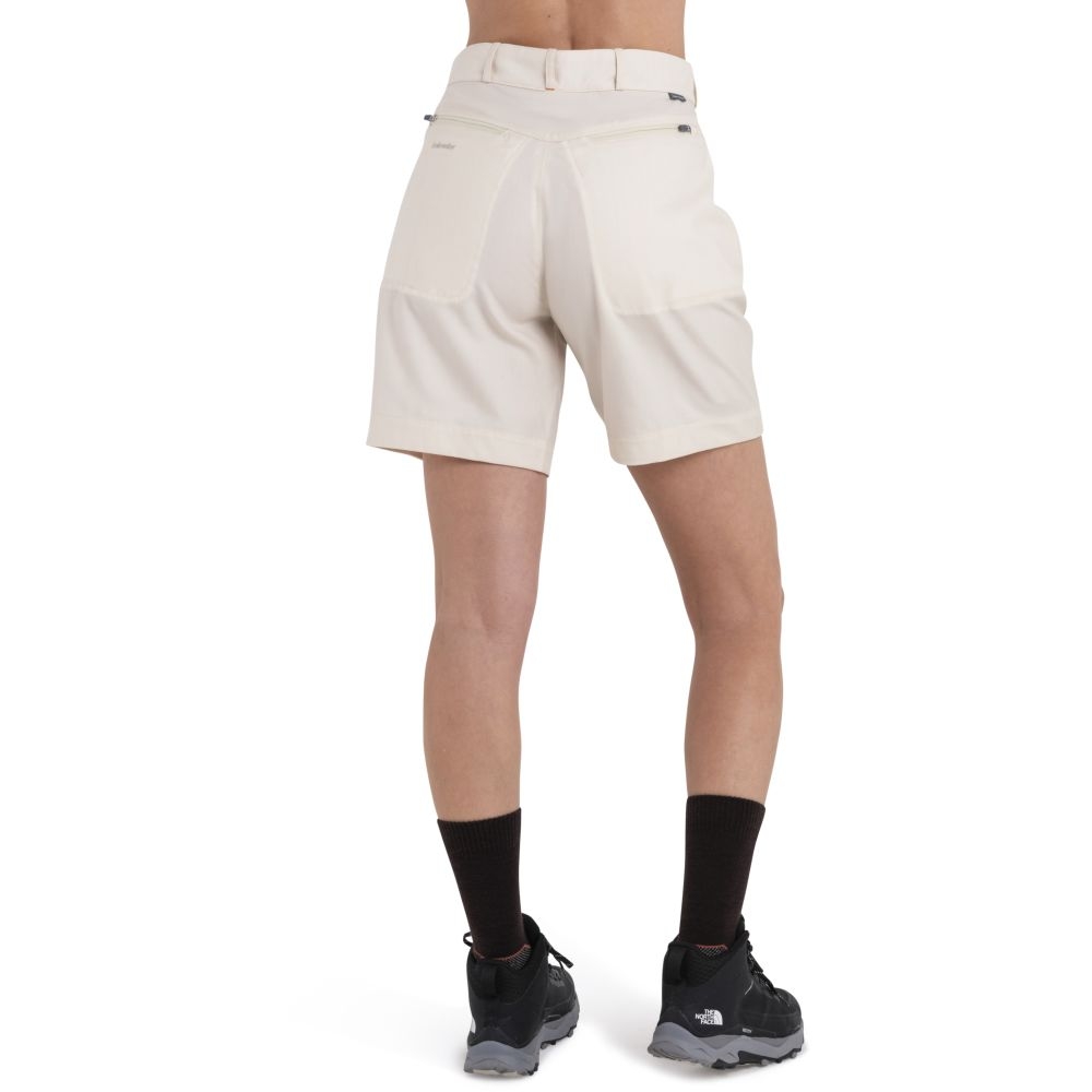 Icebreaker Hike Shorts Women's Chalk 0A56MP7-321 broeken online bestellen bij Kathmandu Outdoor & Travel