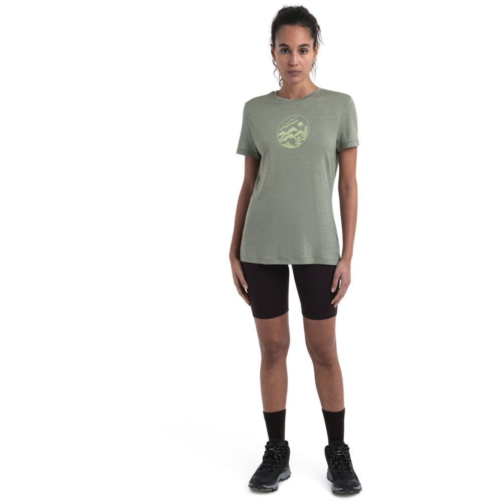 Icebreaker Merino 150 Tech Lite III SS Tee Camp Circ Women's Lichen 0A56YDA-741 shirts en tops online bestellen bij Kathmandu Outdoor & Travel
