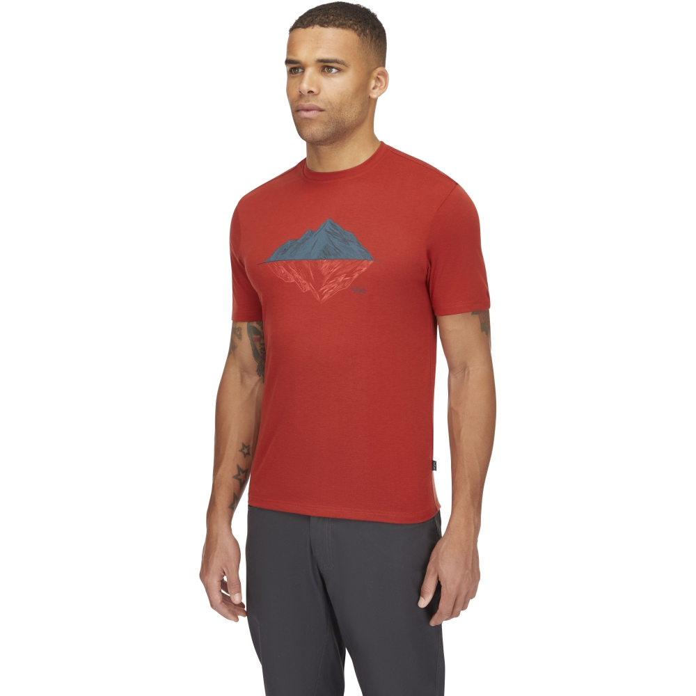 Rab Crimp Reflection Tee Tuscan Red QBL-72-TRD shirts en tops online bestellen bij Kathmandu Outdoor & Travel