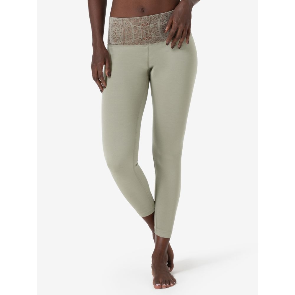 Super Natural Arabesque Tights Women's Dried Sage/Copper SNW023350-75A broeken online bestellen bij Kathmandu Outdoor & Travel