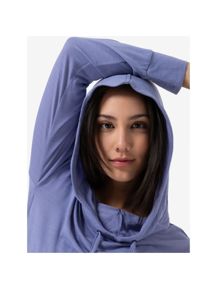 Super Natural Funnel Hoodie Women's Blue Violet SNW004990-Z69 shirts en tops online bestellen bij Kathmandu Outdoor & Travel