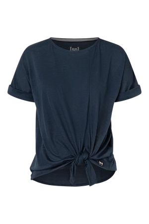 Super Natural JP Knot Tee Women's Blueberry SNW018190-W01 shirts en tops online bestellen bij Kathmandu Outdoor & Travel
