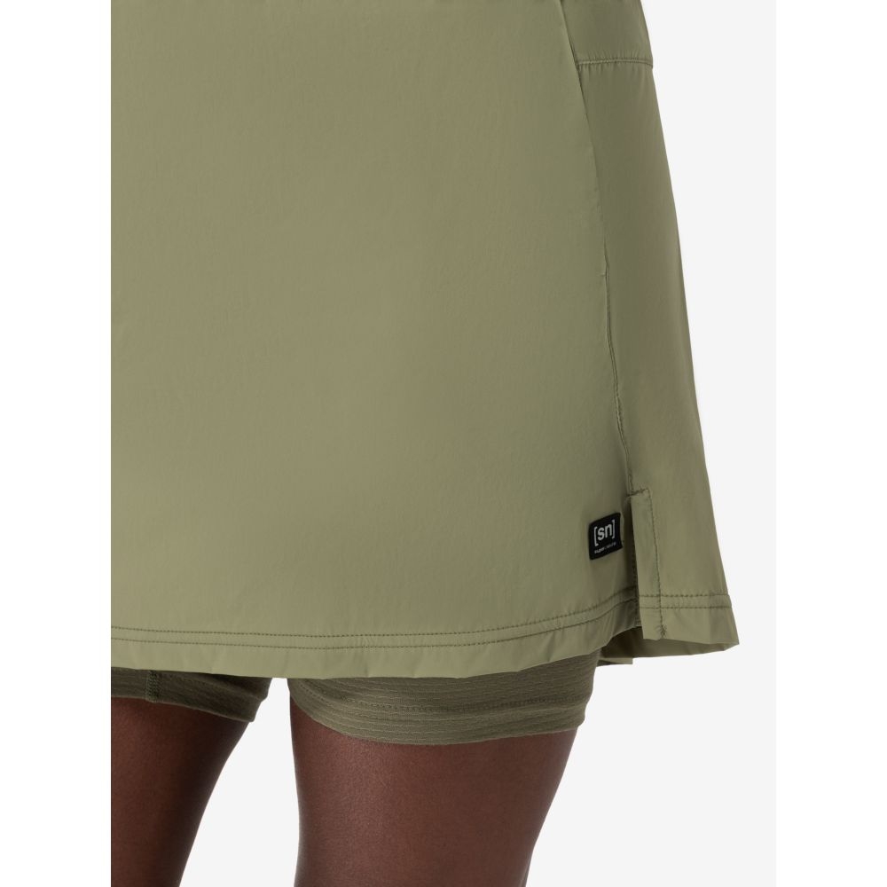 Super Natural Hiking Skirt Women's Aloe SNW021650-Z73 jurken en rokken online bestellen bij Kathmandu Outdoor & Travel