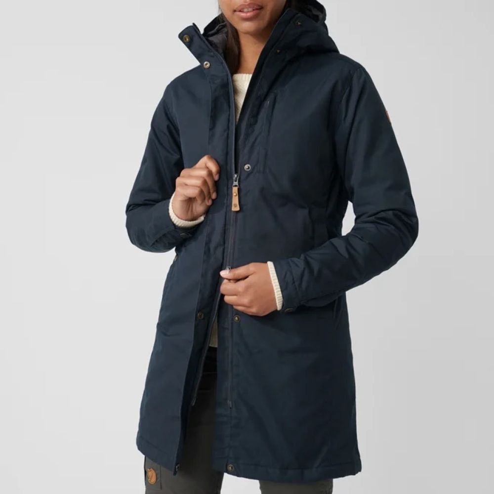 Fjällräven Kiruna Padded Parka Women's Dark Navy F89644555-555 jassen online bestellen bij Kathmandu Outdoor & Travel