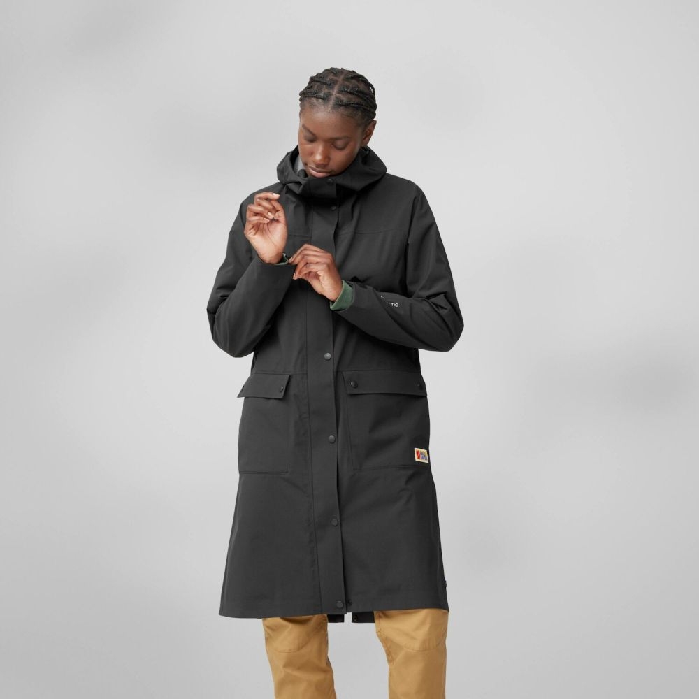Fjällräven Vardag Rain Parka Women's Black 14500131-550 jassen online bestellen bij Kathmandu Outdoor & Travel