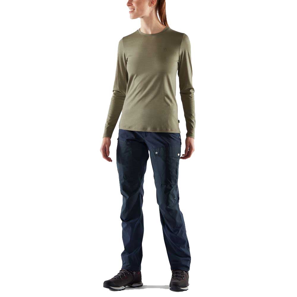 Fjällräven Abisko Wool Long Sleeve Women's Patina Green 84102-614 shirts en tops online bestellen bij Kathmandu Outdoor & Travel