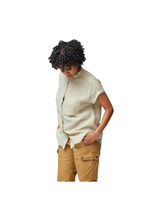 Fjällräven Övik Hemp Shirt Short Sleeve Women's Chalk White 14600160-113 shirts en tops online bestellen bij Kathmandu Outdoor & Travel