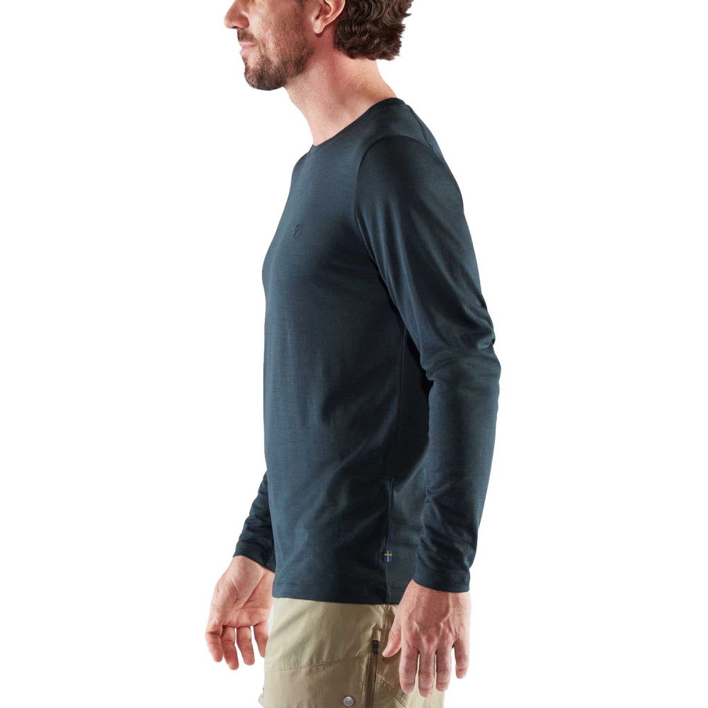 Fjällräven Abisko Wool Long Sleeve Dark Navy 87194-555 shirts en tops online bestellen bij Kathmandu Outdoor & Travel