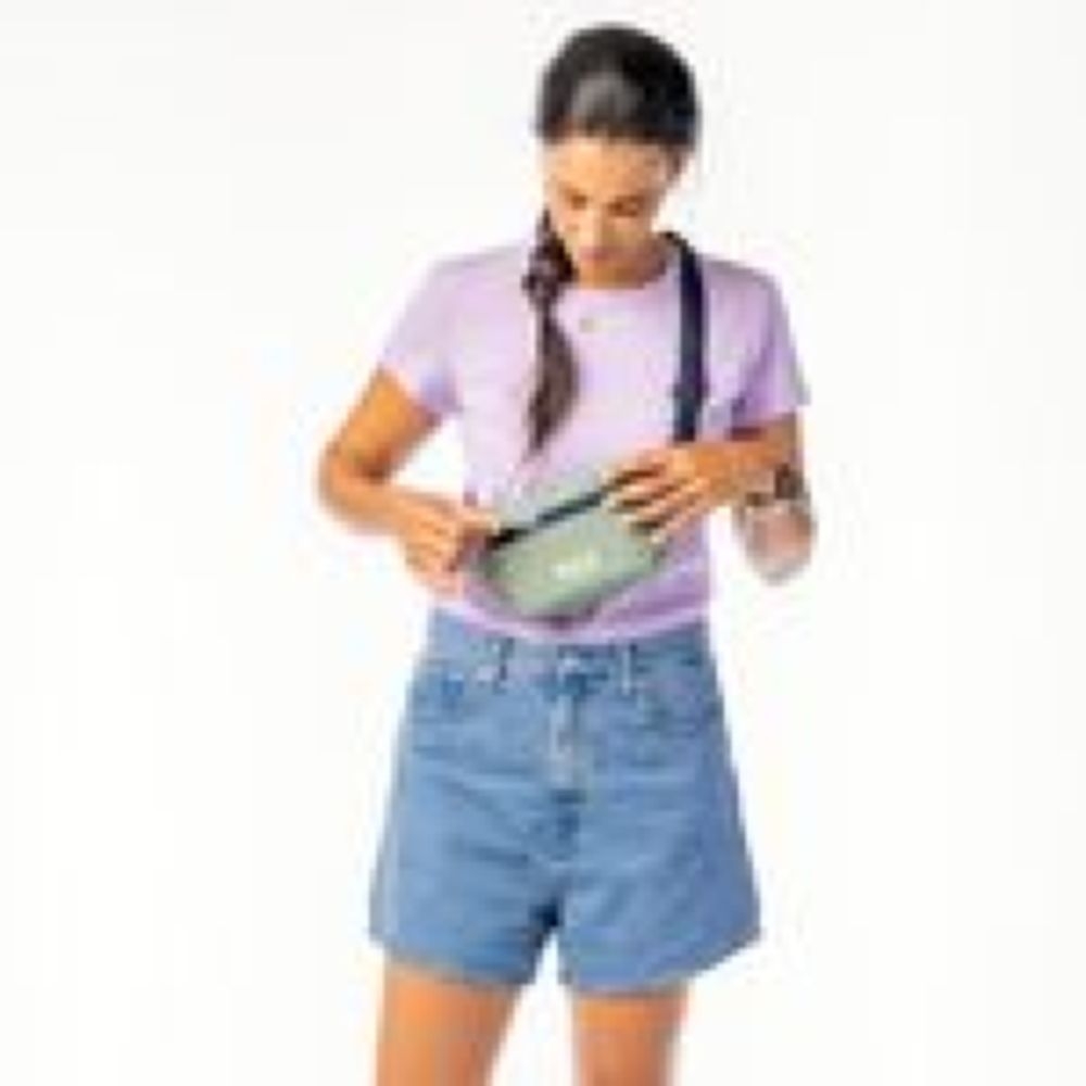 Bach Itsy Bitsy Fanny Pack Sage Green/Midnight Blue B420988-7809 tassen online bestellen bij Kathmandu Outdoor & Travel