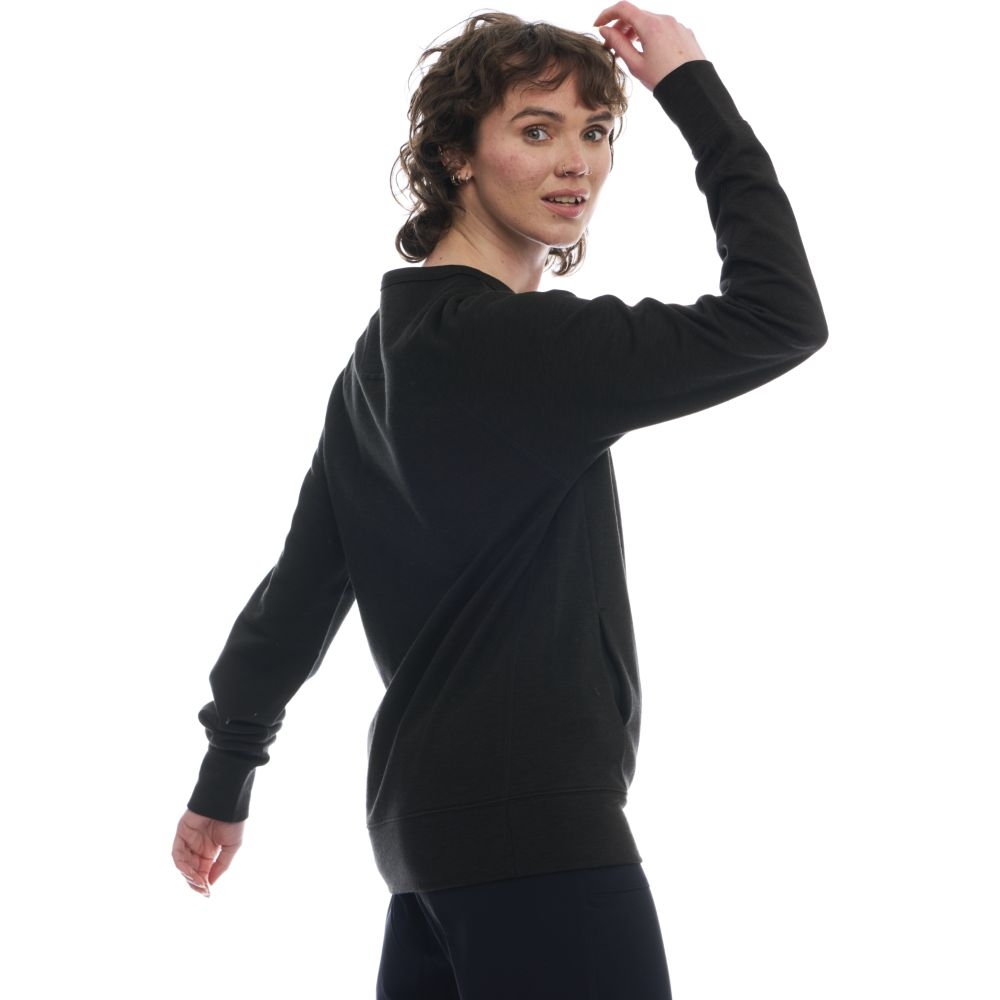 Artilect Artilectual Crew Women's Black 122WS18-BLK fleeces en truien online bestellen bij Kathmandu Outdoor & Travel