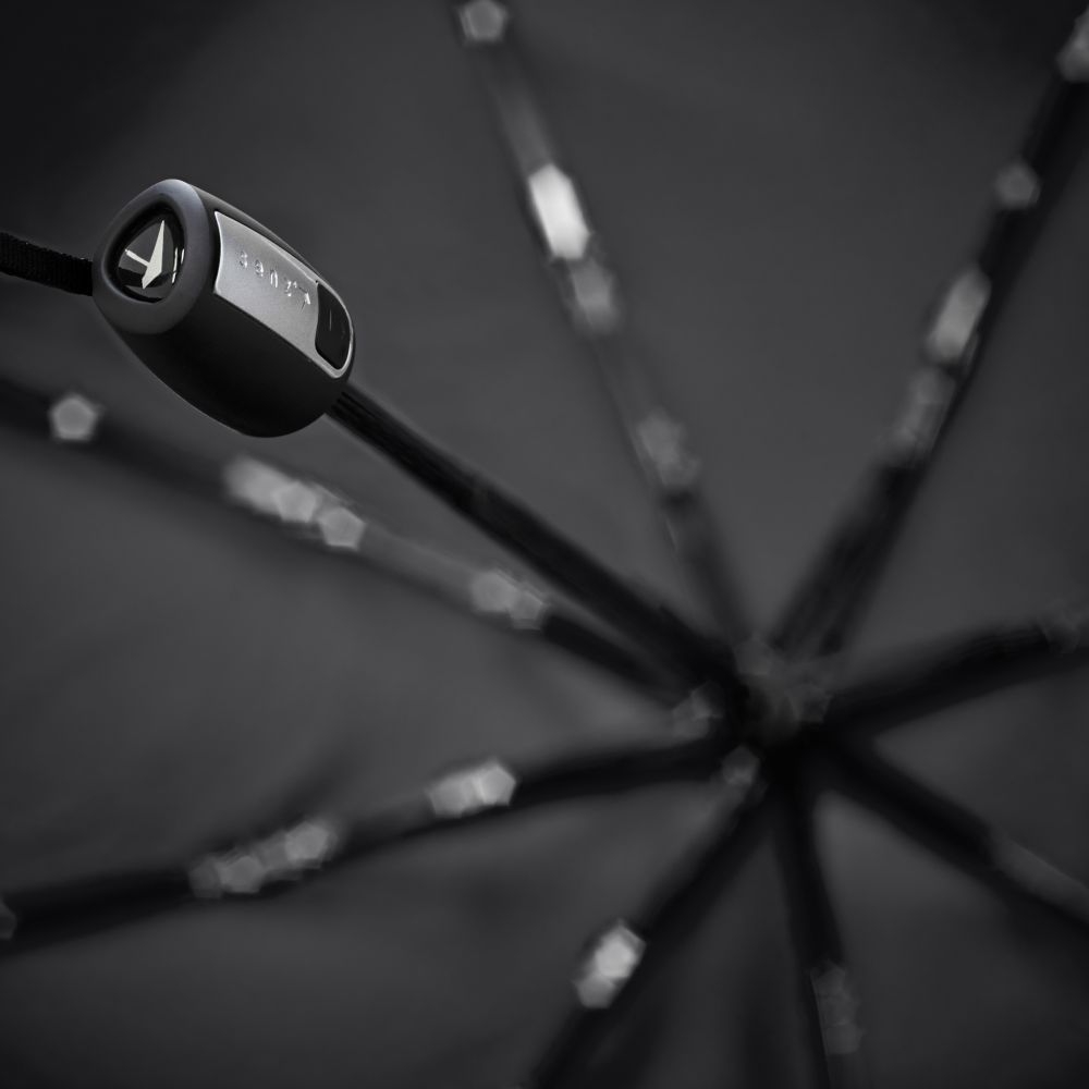 Senz Mini Automatic foldable storm umbrella Pure Black SZ 2020-0900 reisaccessoires online bestellen bij Kathmandu Outdoor & Travel