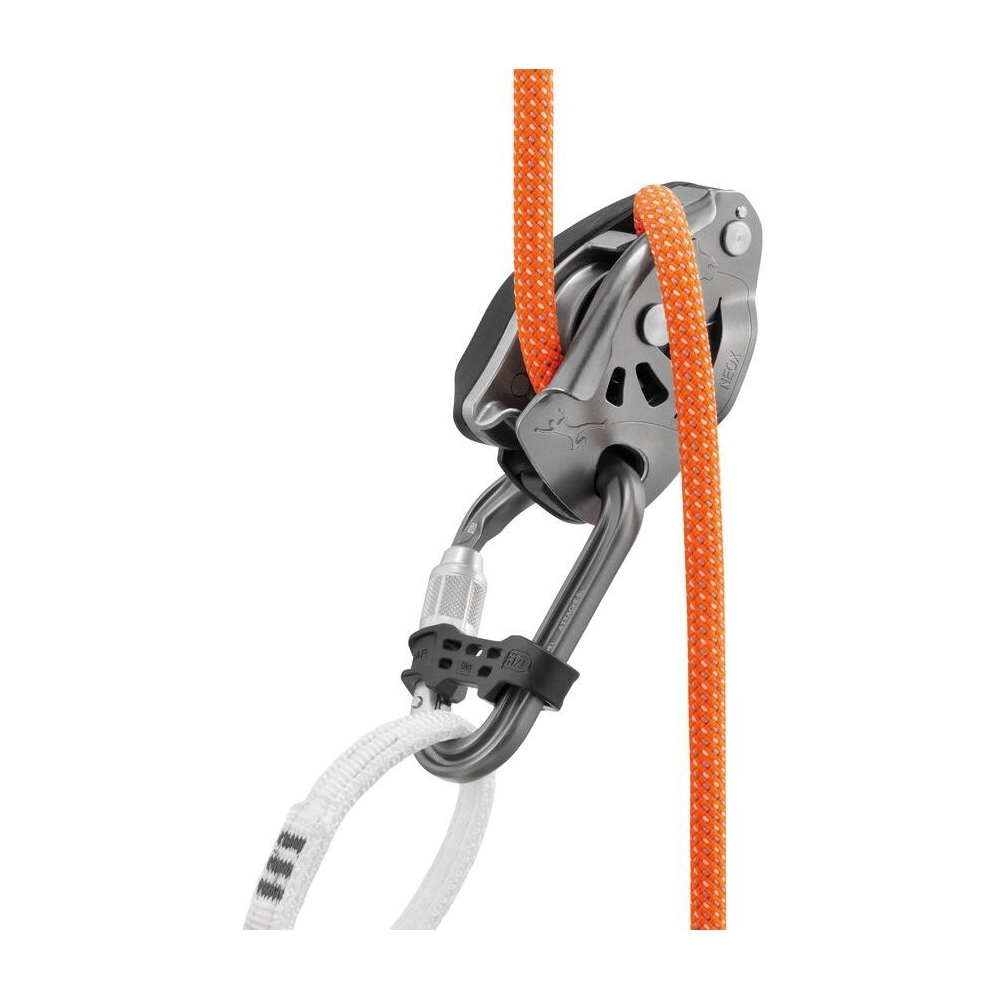 Petzl Attache Bar Zwart M038CA00 karabiners en setjes online bestellen bij Kathmandu Outdoor & Travel