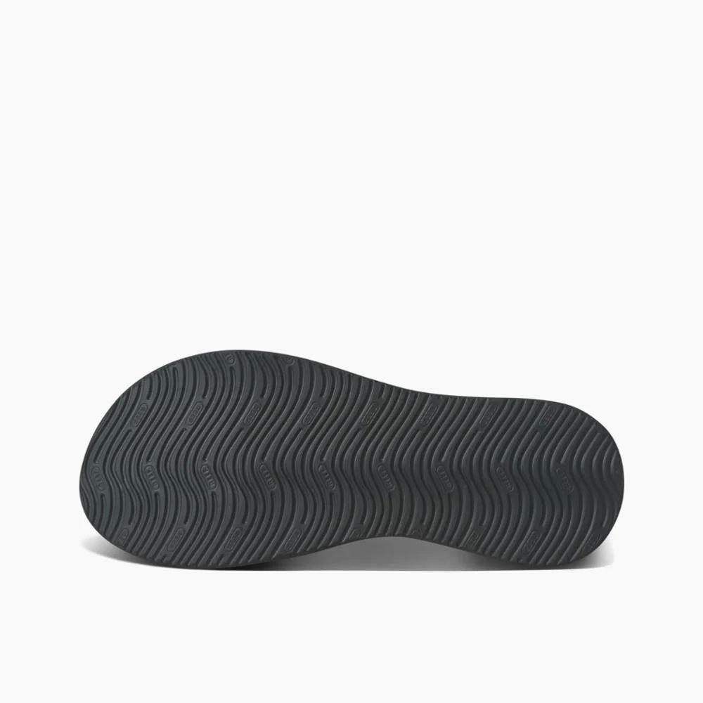 Reef Cushion Phantom 2.0 Black CJ4346 slippers online bestellen bij Kathmandu Outdoor & Travel