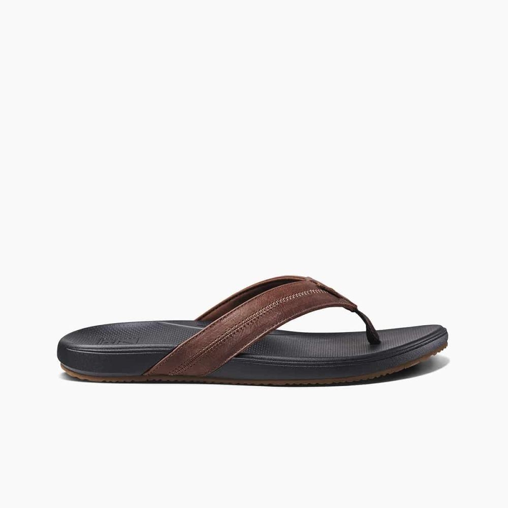 Reef Cushion Phantom 2.0 Leather Brown/Black CJ4352 slippers online bestellen bij Kathmandu Outdoor & Travel