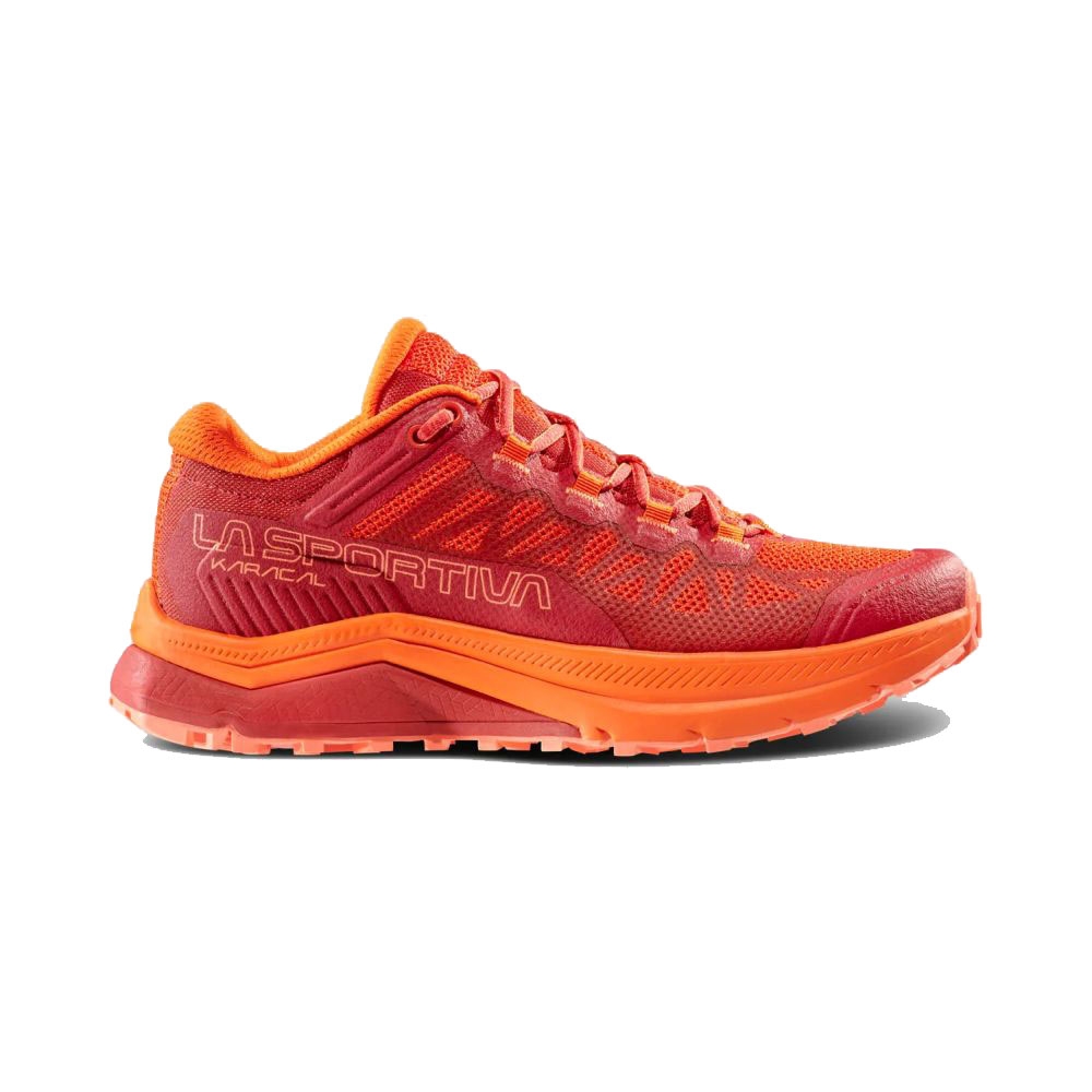 La Sportiva Karacal Woman  Cherry Tomato/Velvet 46V322323 wandelschoenen dames online bestellen bij Kathmandu Outdoor & Travel