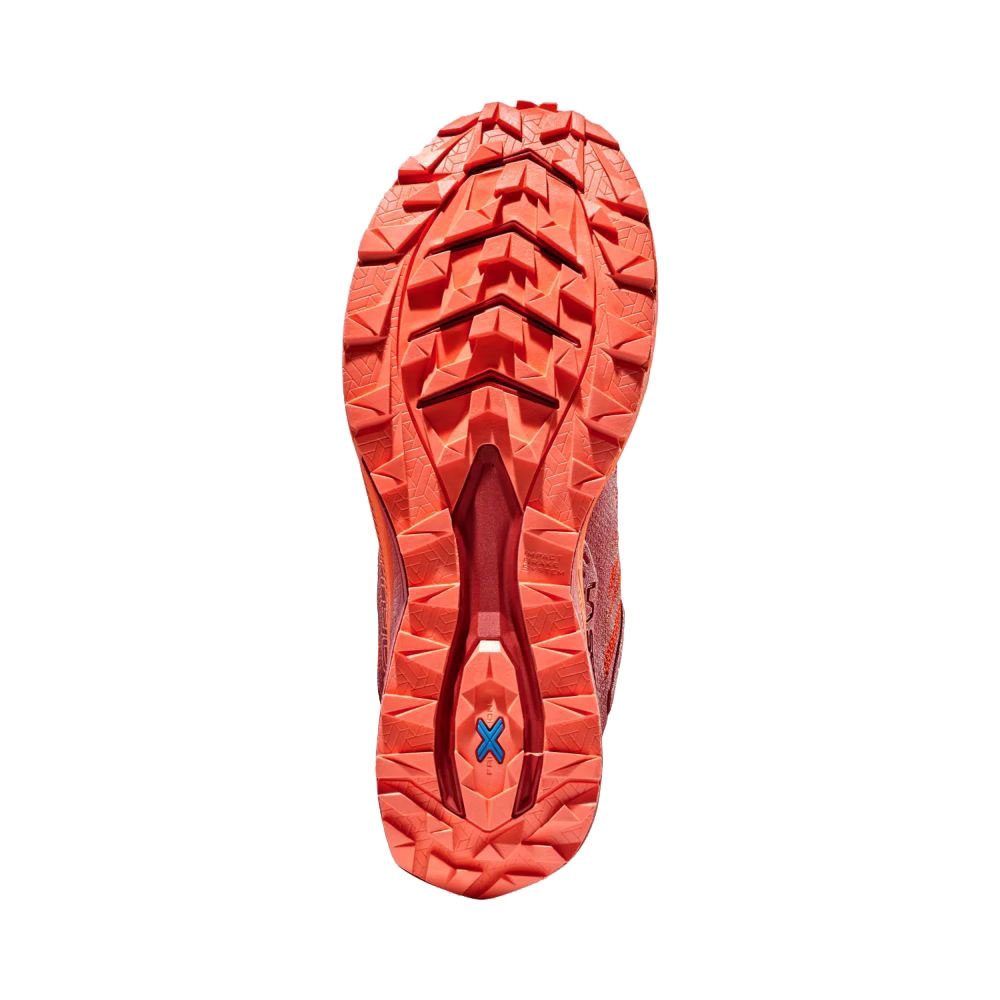 La Sportiva Karacal Woman  Cherry Tomato/Velvet 46V322323 wandelschoenen dames online bestellen bij Kathmandu Outdoor & Travel