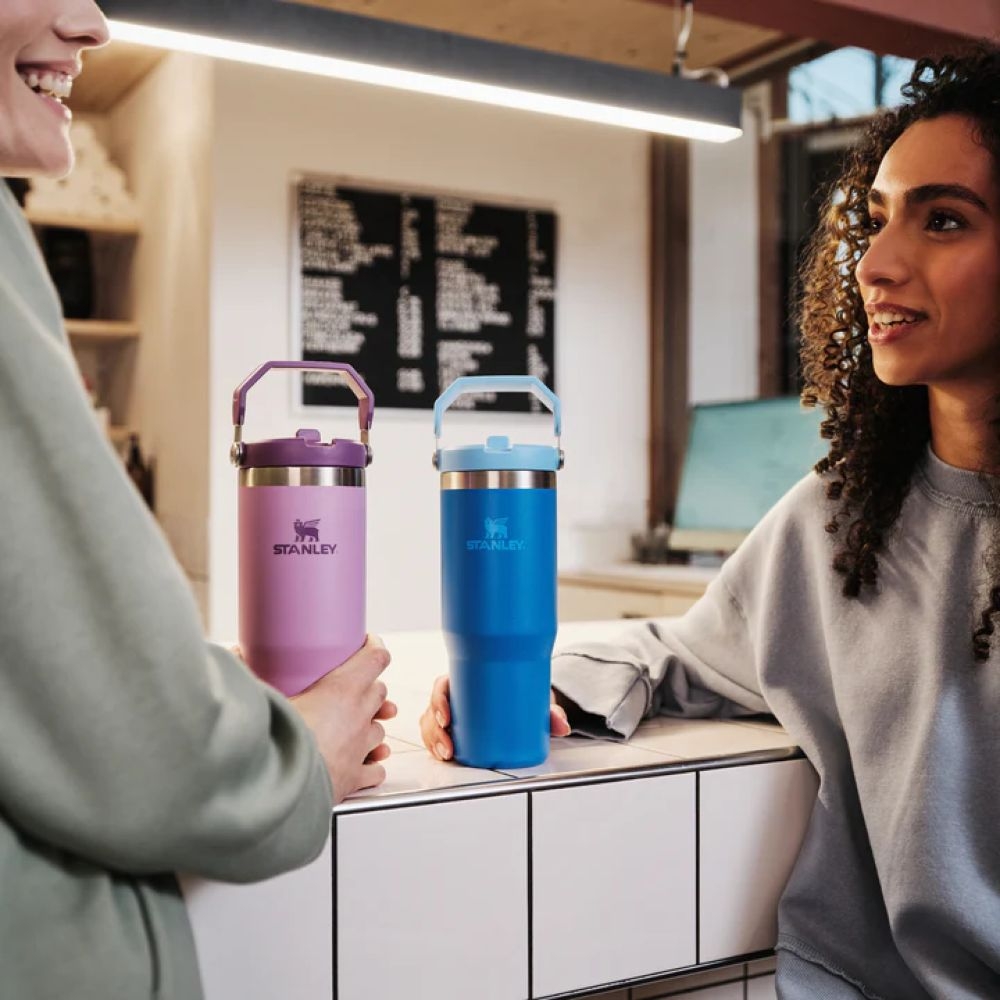 Stanley The IceFlow Flip Straw Tumbler 0,89L Azure 10-09993-313 drinkflessen en thermosflessen online bestellen bij Kathmandu Outdoor & Travel