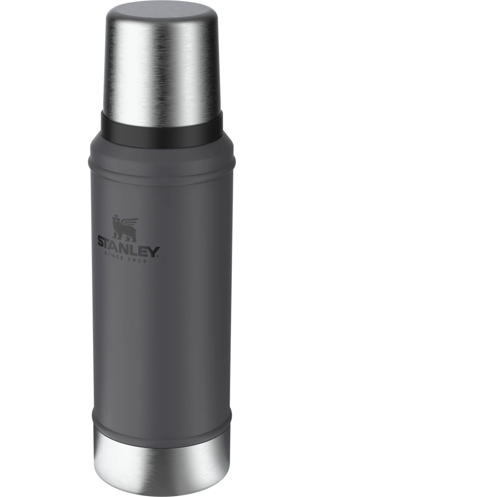 Stanley The Legendary Classic Bottle 0,75L Charcoal 10-01612-061 drinkflessen en thermosflessen online bestellen bij Kathmandu Outdoor & Travel