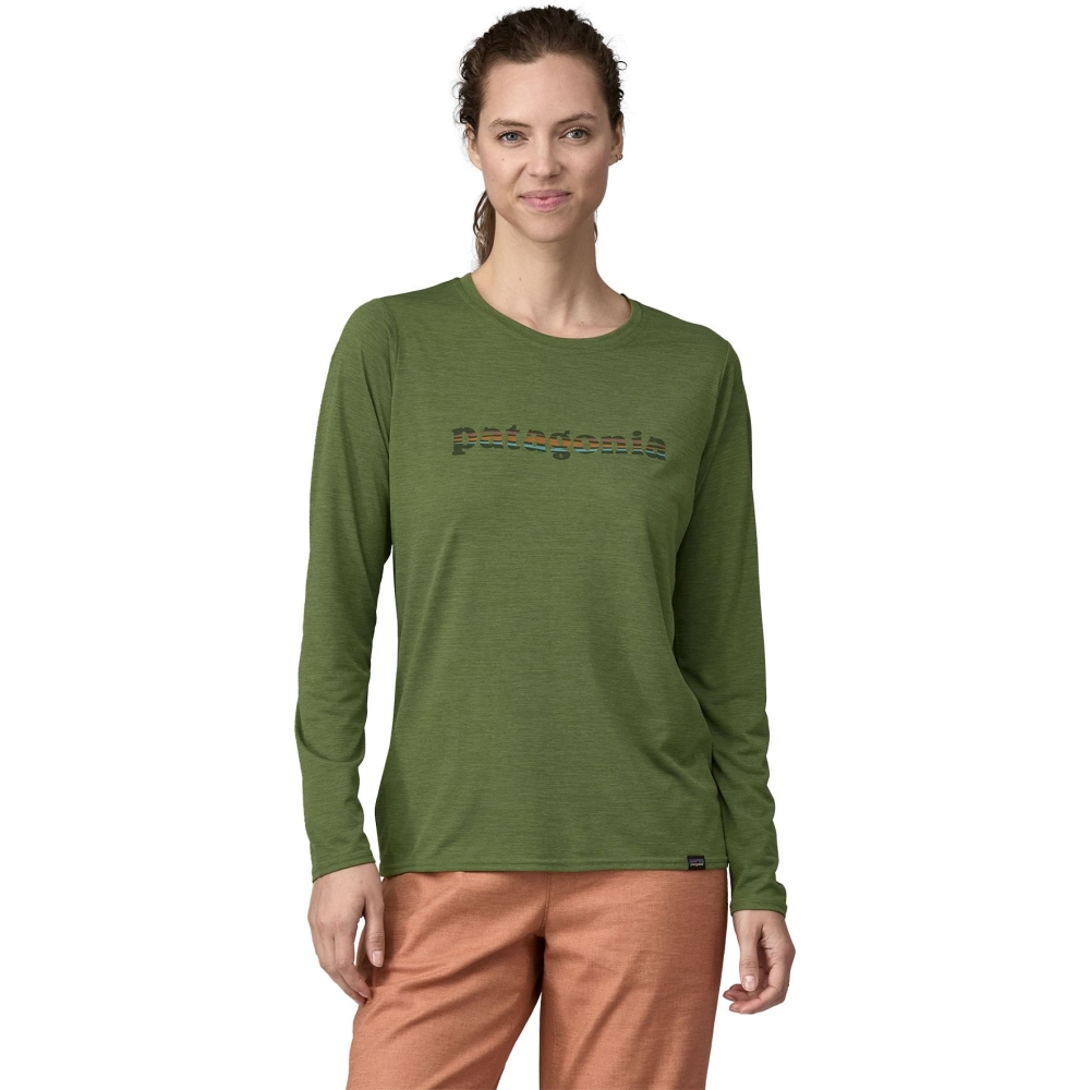 Patagonia Long Sleeve Cool Daily Graphic Shirt Women's '73 Text Logo: Terrain Green X 45205-TTNX shirts en tops online bestellen bij Kathmandu Outdoor & Travel