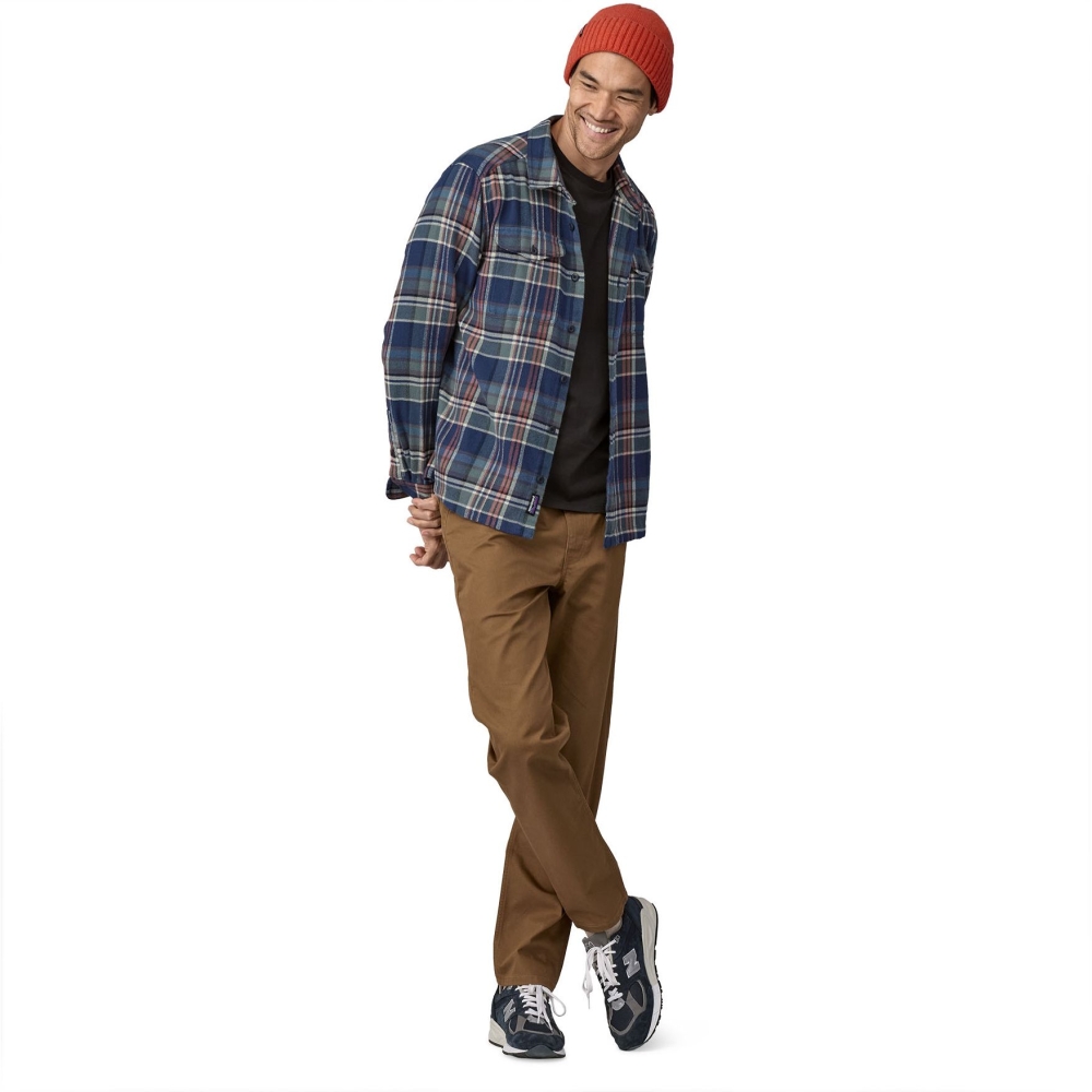 Patagonia Fjord Flannel Shirt Adventurer: New Navy 42401-ADNA shirts en tops online bestellen bij Kathmandu Outdoor & Travel