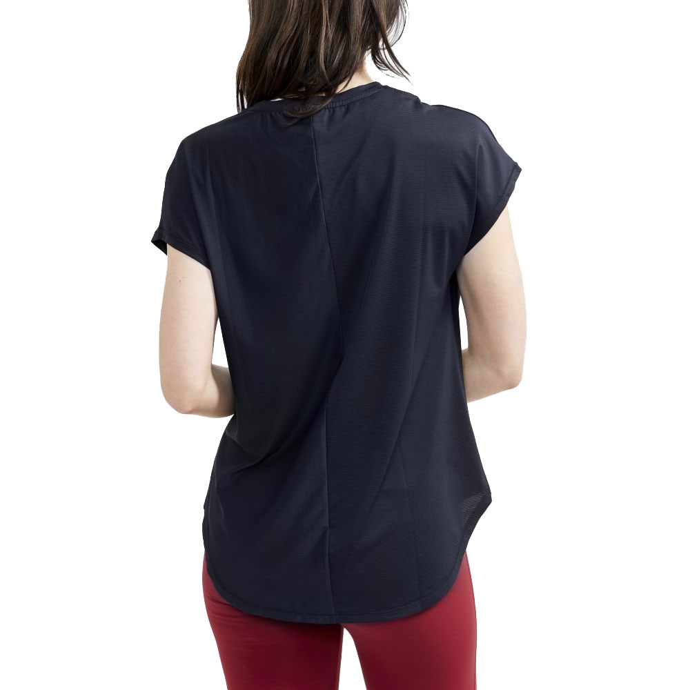 Craft Core Essence SS Tee Women's Black 1911242-999000 shirts en tops online bestellen bij Kathmandu Outdoor & Travel