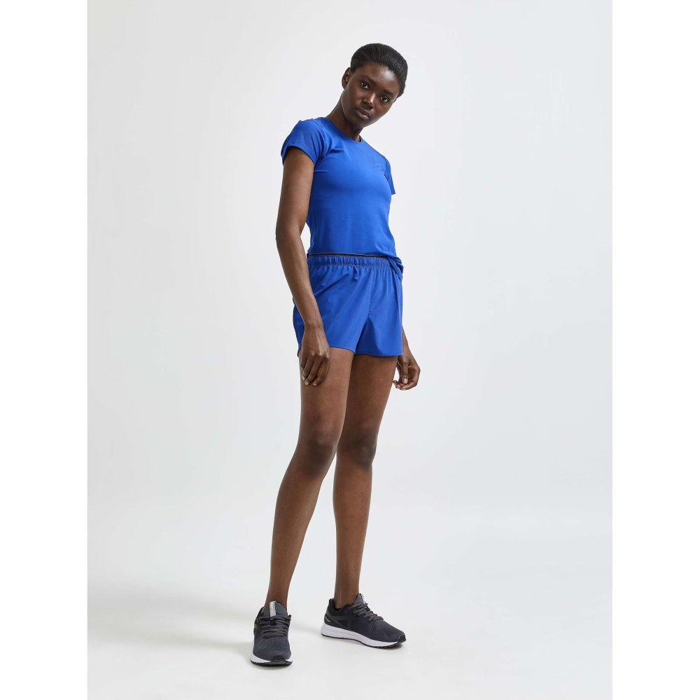 Craft Adv Essence SS Slim Tee Women's Jump 1908767-359000 shirts en tops online bestellen bij Kathmandu Outdoor & Travel