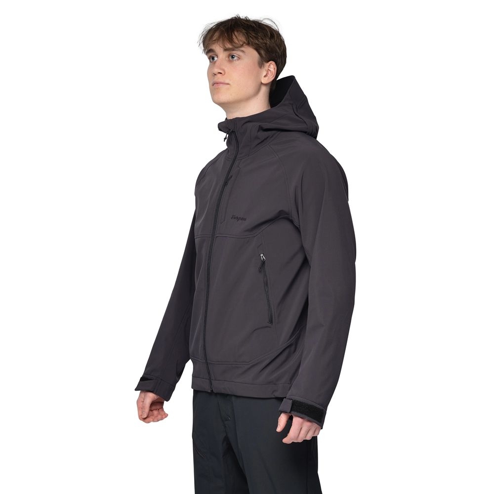 Bergans Vaagaa Softshell Jacket Hood Black 3362-91 jassen online bestellen bij Kathmandu Outdoor & Travel