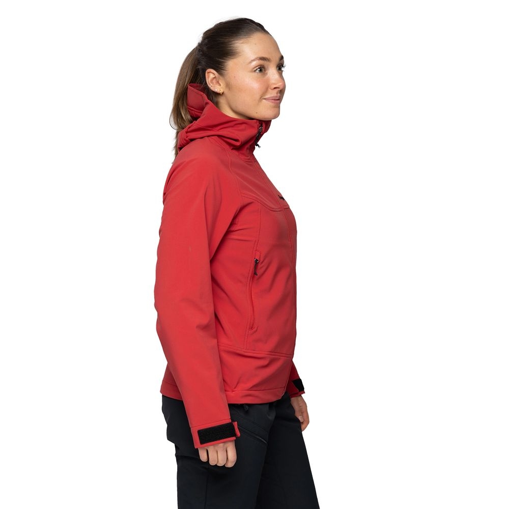 Bergans Vaagaa Softshell Jacket Hood Women's Crimson Red 3363-21847 jassen online bestellen bij Kathmandu Outdoor & Travel