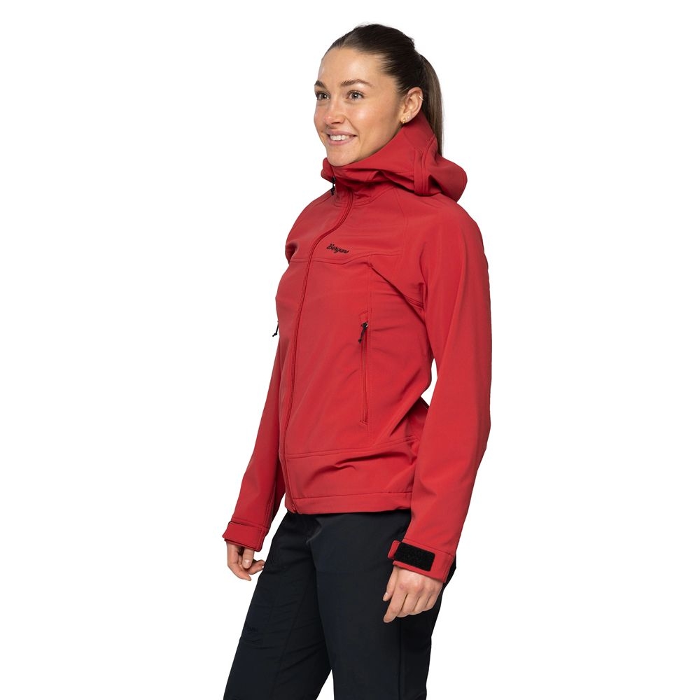 Bergans Vaagaa Softshell Jacket Hood Women's Crimson Red 3363-21847 jassen online bestellen bij Kathmandu Outdoor & Travel