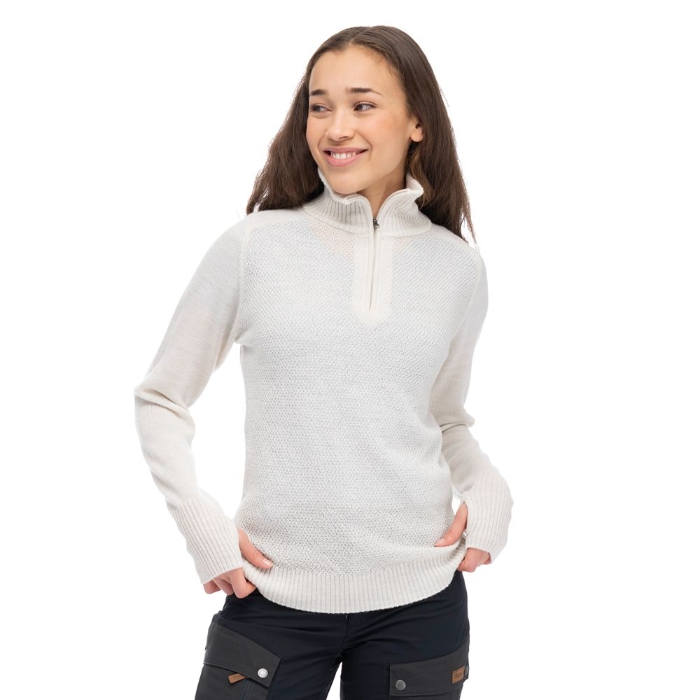 Bergans Ulriken Light Merino Jumper Women's Vanilla White 3130-21406 fleeces en truien online bestellen bij Kathmandu Outdoor & Travel