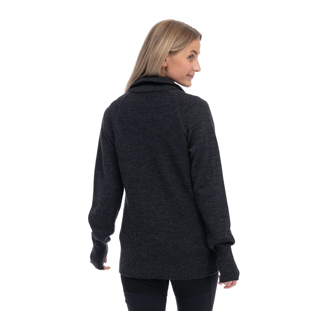 Bergans Ulriken Light Merino Jumper Women's Dark Shadow Grey 3130-24616 fleeces en truien online bestellen bij Kathmandu Outdoor & Travel