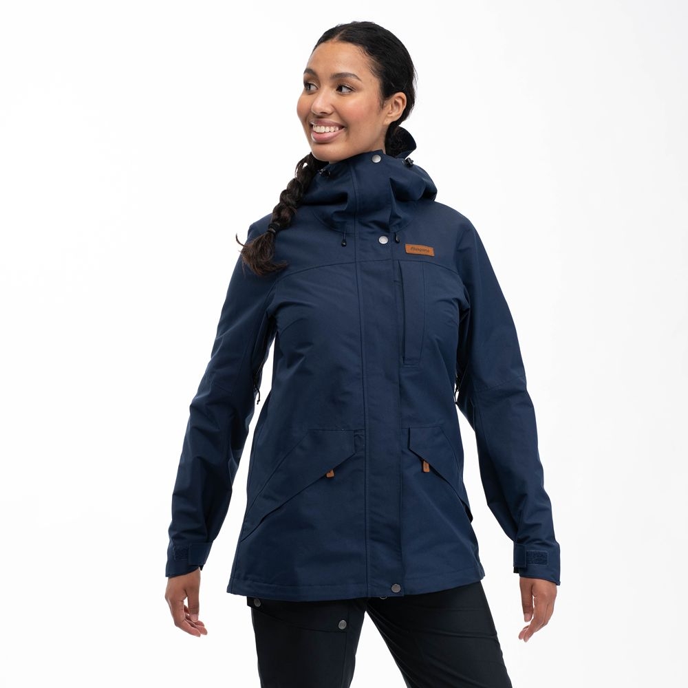 Bergans Nordmarka 2L Shell Jacket Women's Navy Blue 3072-557 jassen online bestellen bij Kathmandu Outdoor & Travel