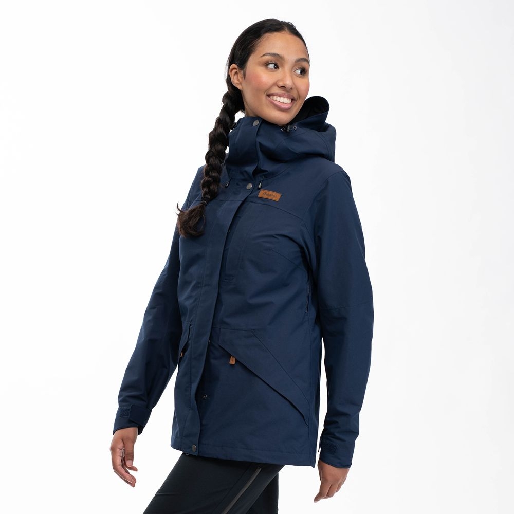 Bergans Nordmarka 2L Shell Jacket Women's Navy Blue 3072-557 jassen online bestellen bij Kathmandu Outdoor & Travel